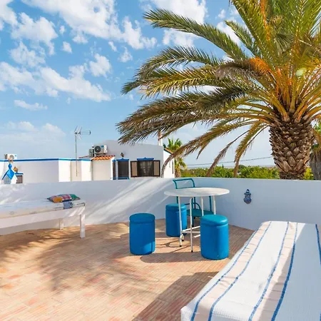 Casas Tipicas Algarvias Arroteia de Baixo