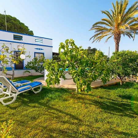 Casas Tipicas Algarvias Arroteia de Baixo
